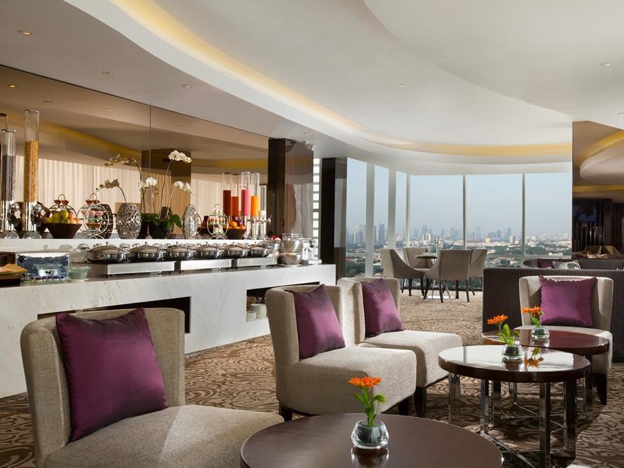 Santika Premiere Hayam Wuruk Hotel