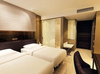 Santika Premiere Hayam Wuruk