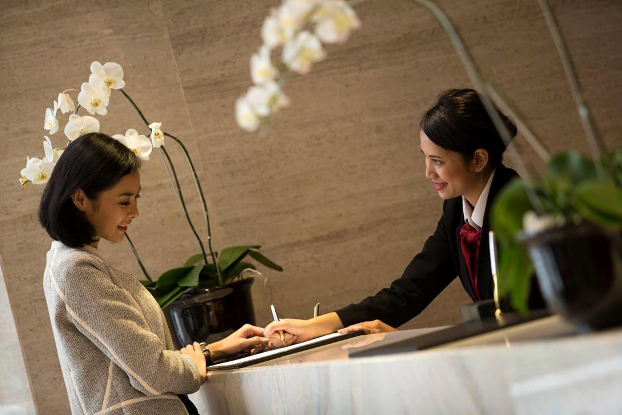 Hotel Santika Premiere Hayam Wuruk 4*